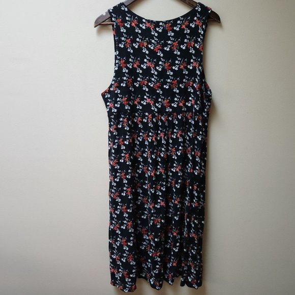 Vintage black floral print rayon dress / button front - Picture 6 of 9